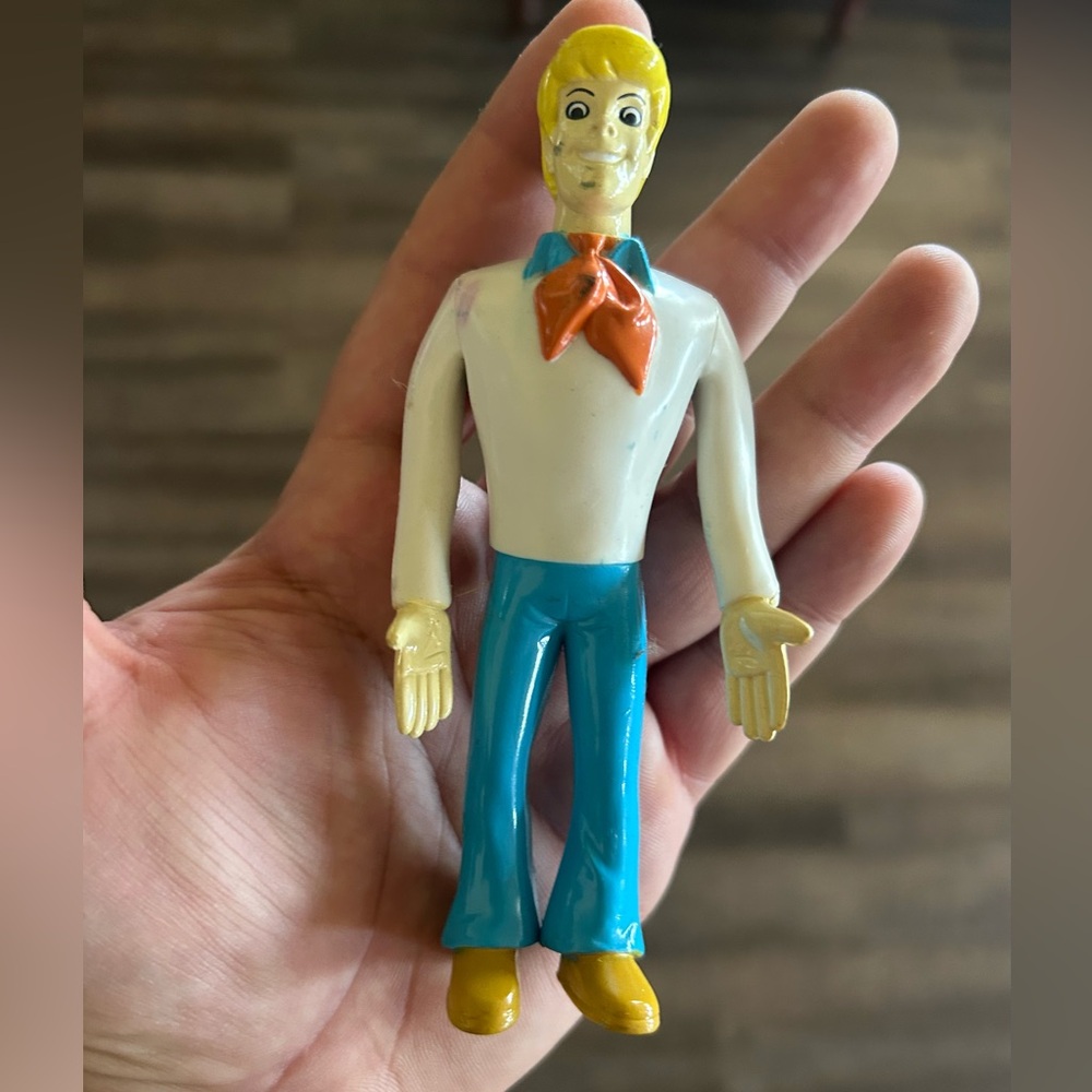 Toy Figure Hanna Barbera Bendable Scooby Doo 1999 5 inch tall Figure